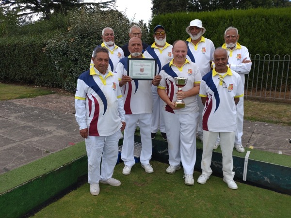 Unbadged Double Fours Winners
Plashet Park B.C.